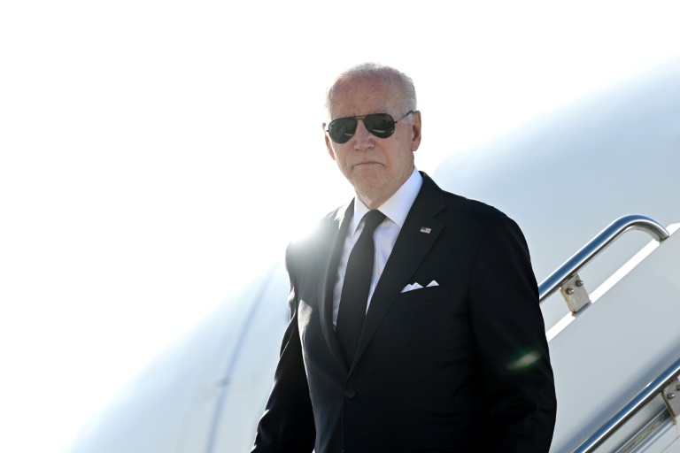  Biden threatens tax hit for oil majors who fail to lower costs