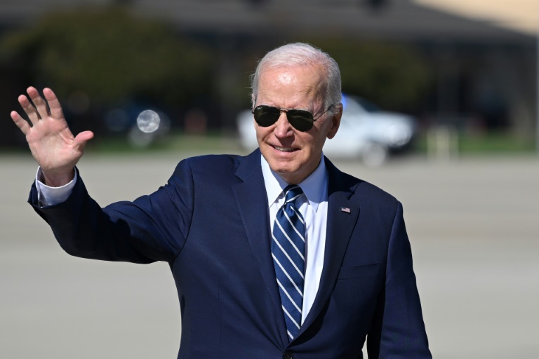  Biden in Florida for a final push before the midterms