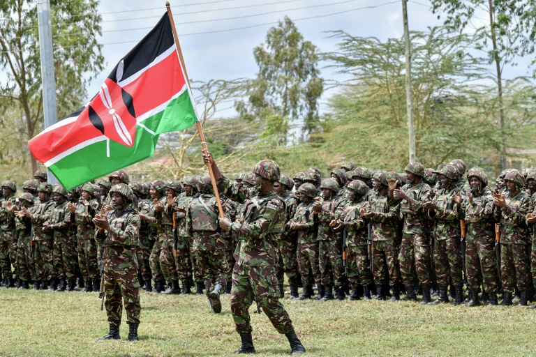  Kenya sending troops to DRCongo to fight rebel advance