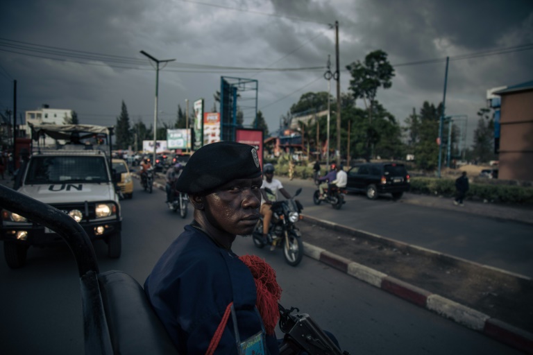  DR Congo military, rebels resume fighting: residents