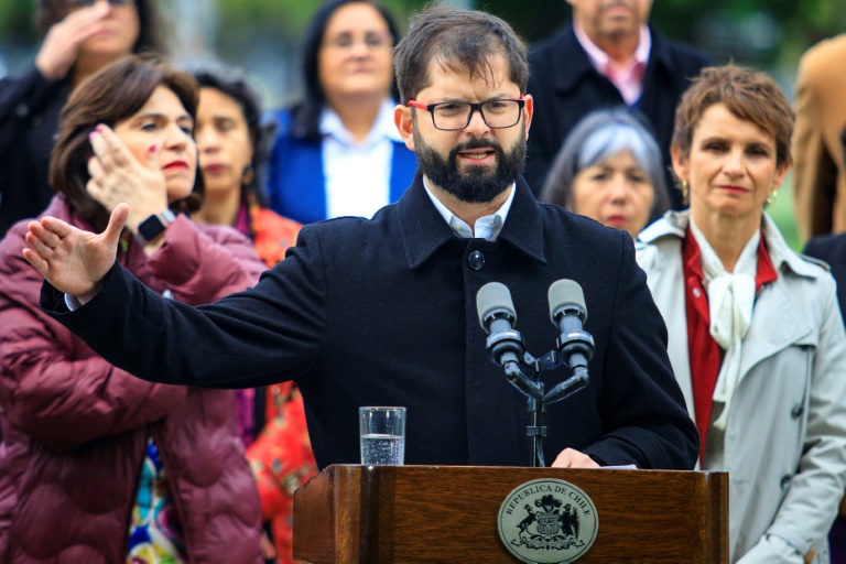  Chile president creates commission to resolve Indigenous land issues