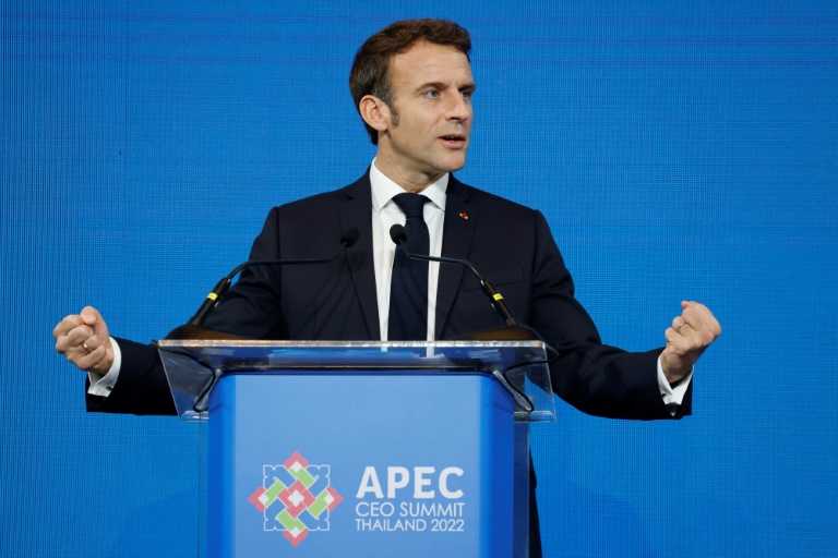  Macron rejects ‘confrontation’ as he relaunches Asia strategy