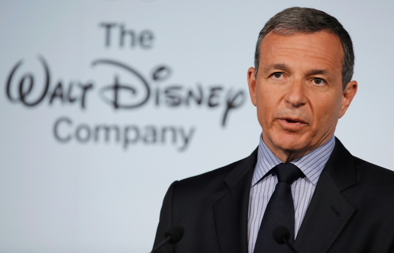  Disney boots CEO, brings back Bob Iger to lead company