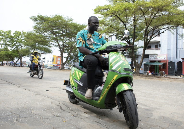  West Africans switch on to electric motorbikes