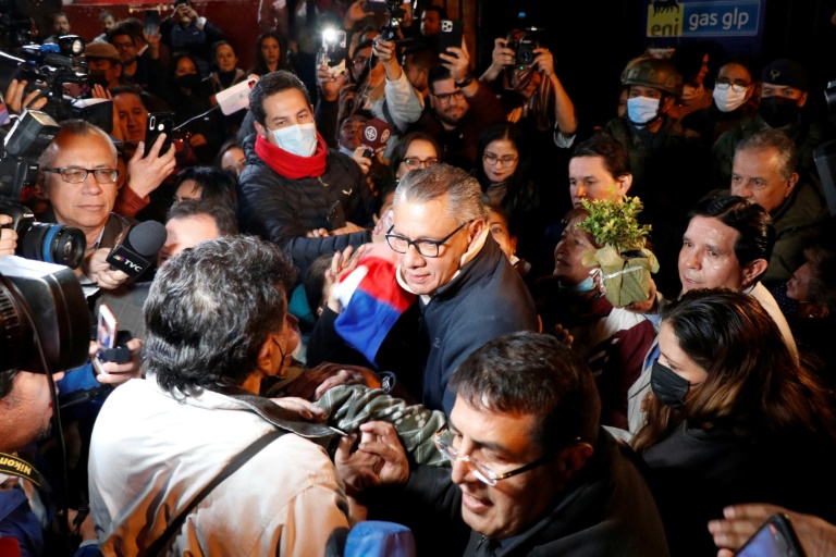  Ecuador’s ex-VP freed from jail after graft sentence