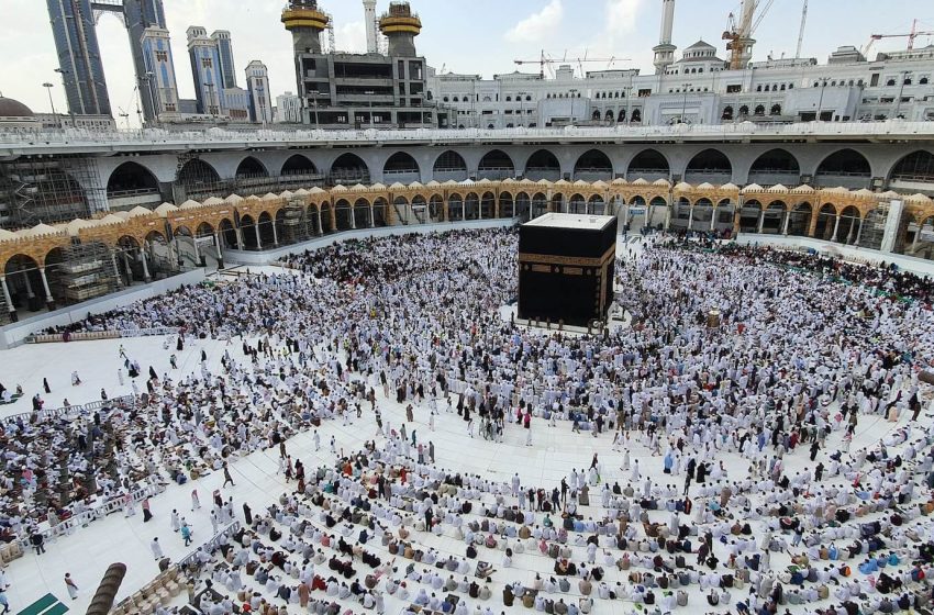  150,000 Iraqi pilgrims perform Umrah in Saudi Arabia