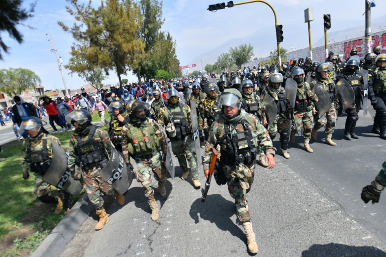  Peru declares state of emergency as ousted leader remains in prison