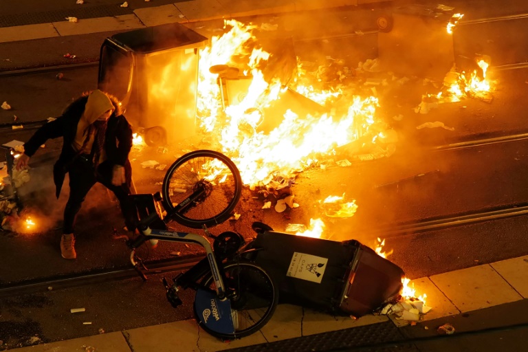  Jubilation on Paris Champs-Elysees after France reach World Cup final