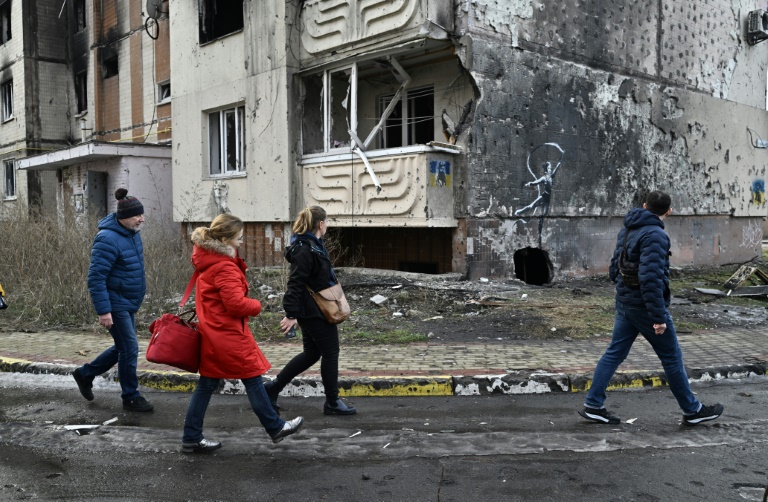  Ukraine hit by new Russian missile barrage