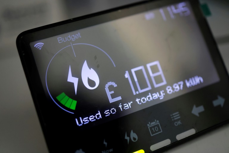  Surging UK energy bills spark tensions among tenants