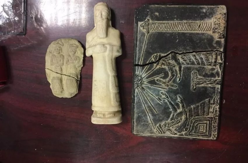  Iraqi MP calls on Washington, London to return stolen artifacts