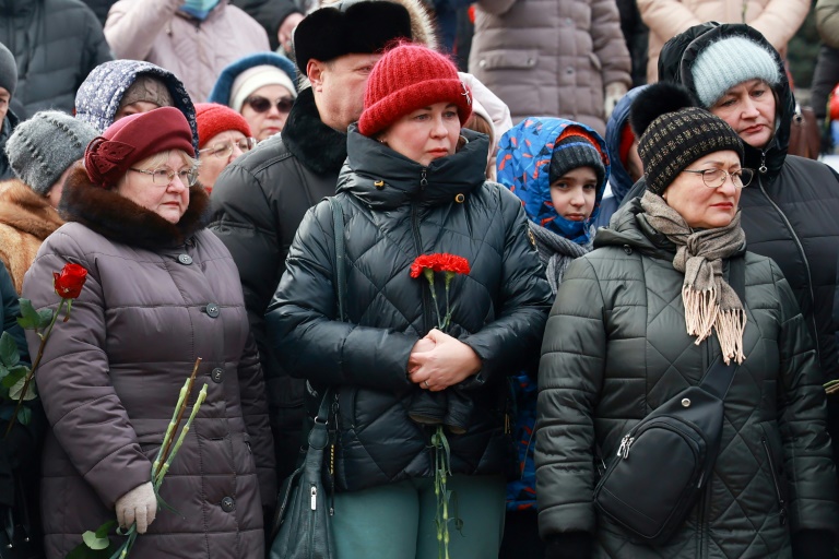  Grief and anger in Russia over soldiers killed by Ukraine strike