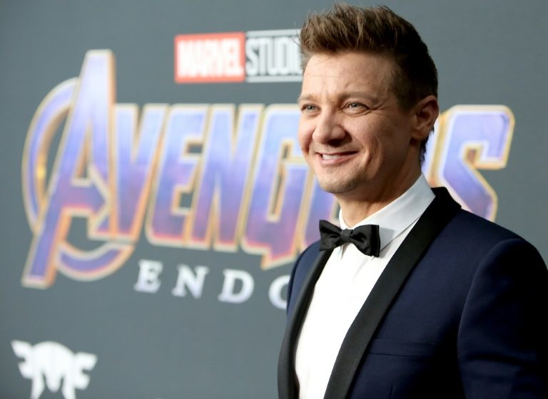  Marvel actor Renner says ‘messed up’ after snow plow accident