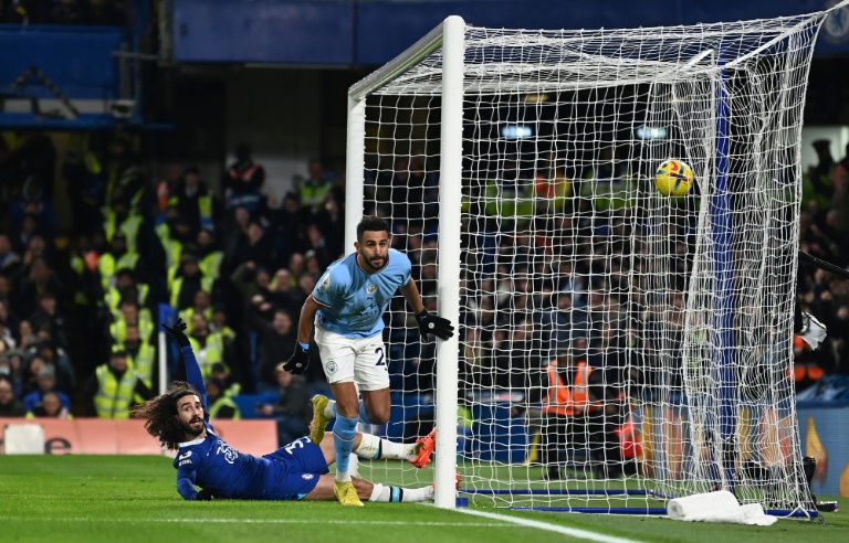  Man City beat Chelsea to close gap at top of Premier League