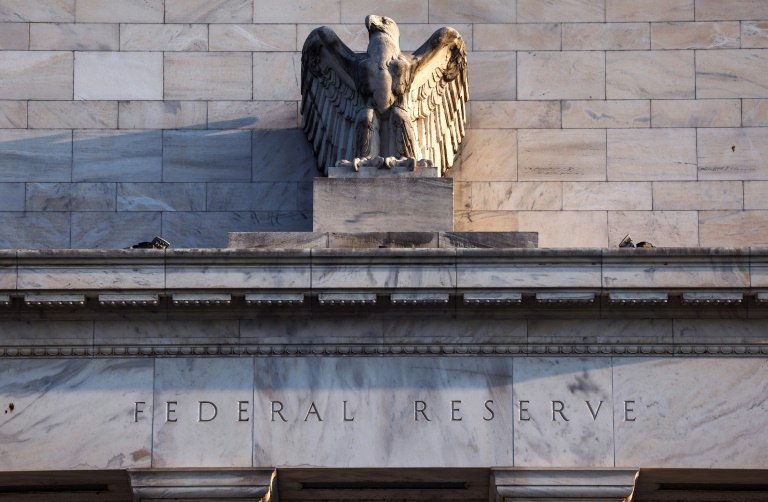  Cooling US inflation lifts hope for smaller Fed rate hike