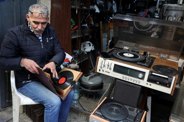  In West Bank, last vinyl repairman preserves musical heritage