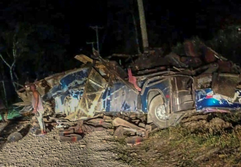  At least 33 dead in Panama migrant bus crash