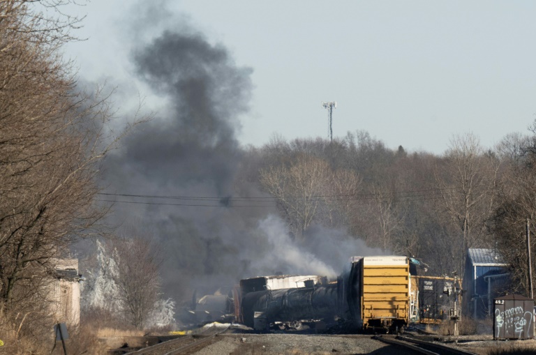  Residents near toxic US train derailment told water ‘safe’ to drink