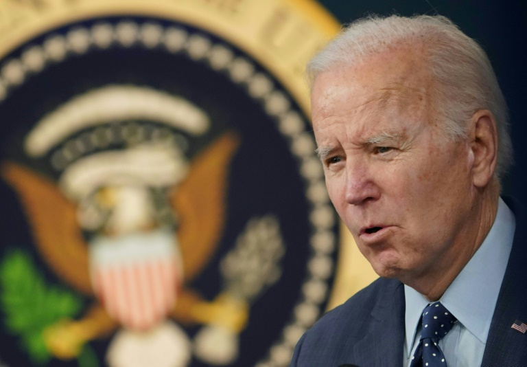  Biden says will contact Xi in wake of balloon shoot-down