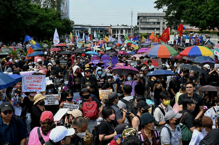  Philippine protesters celebrate ‘People Power’ ousting of Marcos Sr