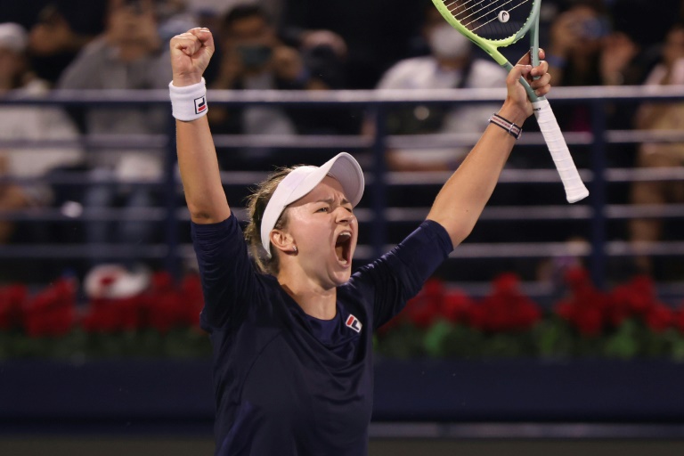  Krejcikova stuns Swiatek to take Dubai title