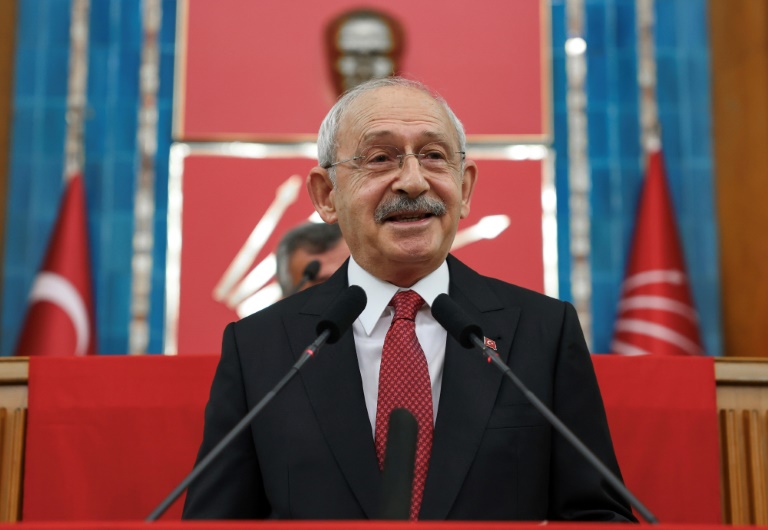  Erdogan rival vows to ‘end madness’ at May election