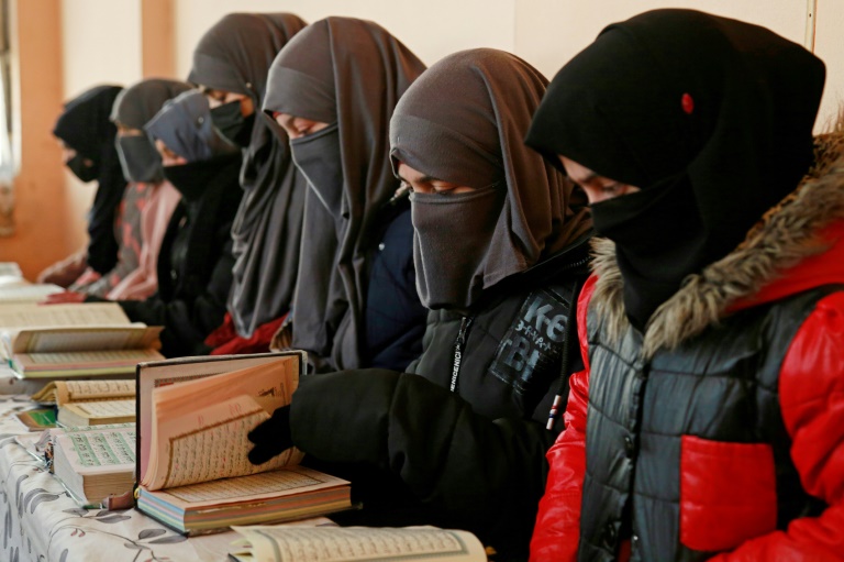  Banned from school, Afghan girls turn to madrassas