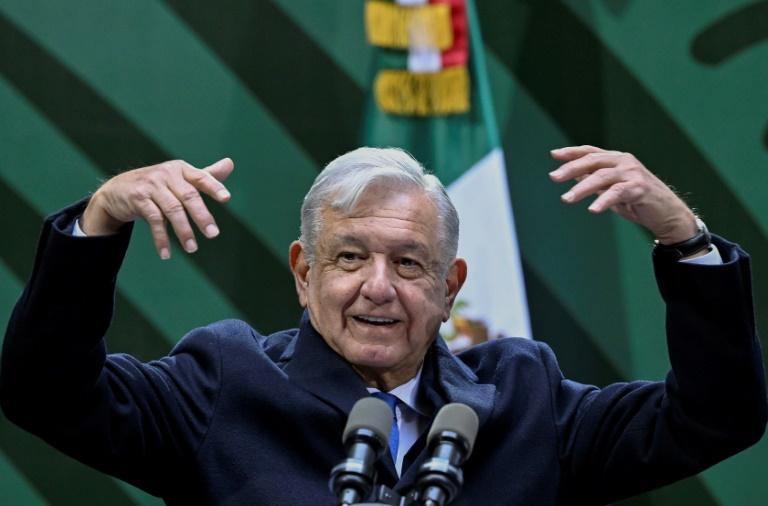  Mexico’s popular president reaches out to his base