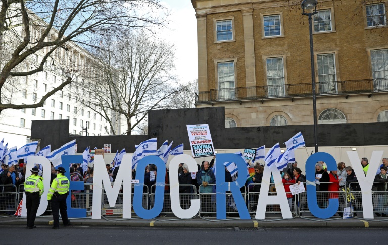  Protests in London as Israel’s Netanyahu meets UK PM