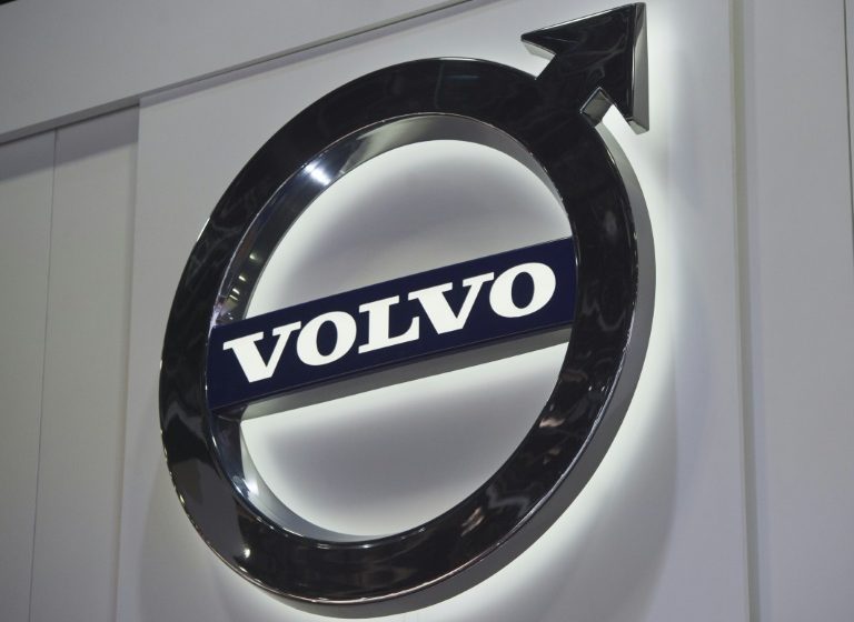  Volvo’s shares up after record first quarter profits