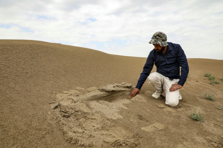  Sandstorms linked to climate change threaten Iraq’s ancient treasures