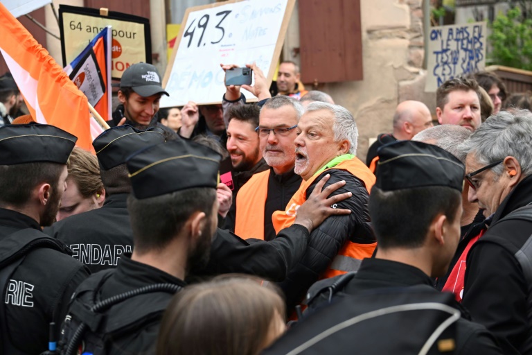  Pan-bashing protesters to greet Macron as he hits the road