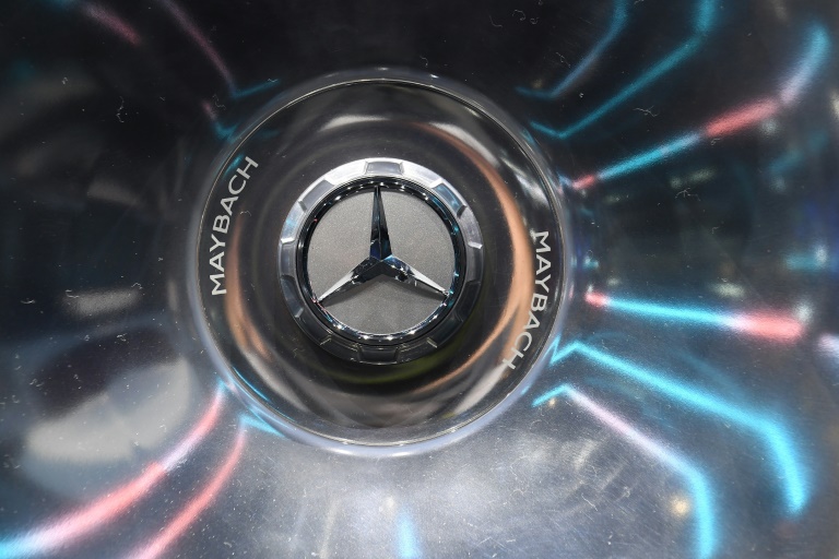  Top-end models drive Mercedes profit growth