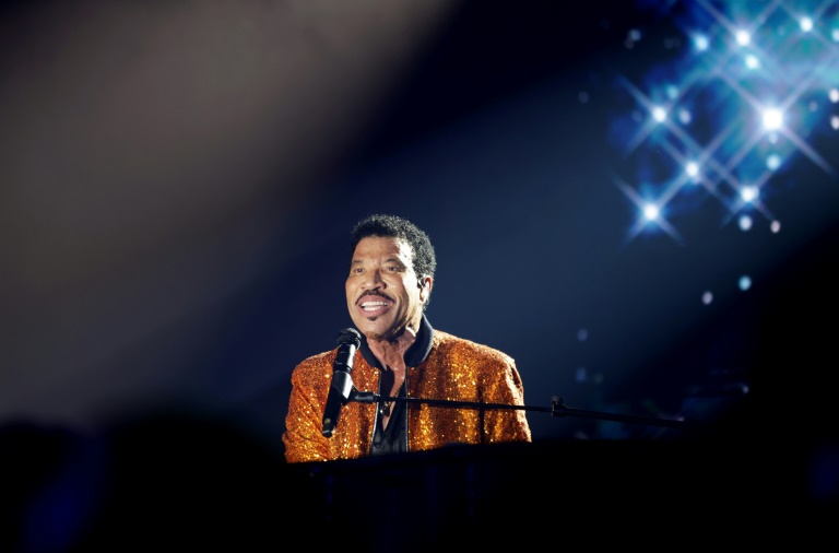  Lionel Richie gets coveted seat at British king’s coronation