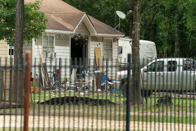  Suspect in Texas neighbor slayings arrested