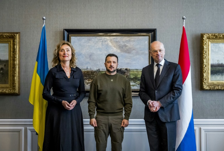  Russia, Ukraine report drone attacks as Zelensky visits ICC