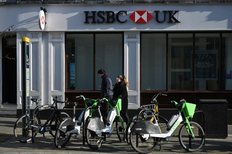  HSBC faces shareholder vote on splitting bank