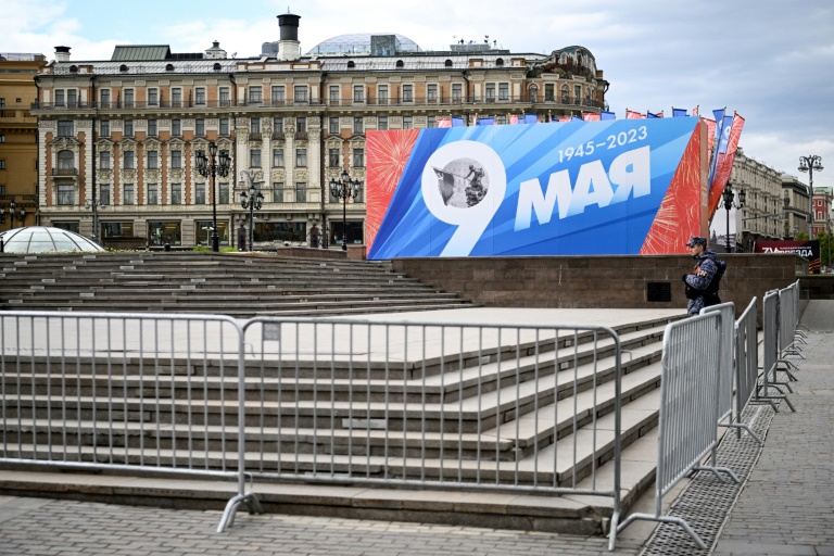  Russia marks Victory Day under shadow of Ukraine setbacks