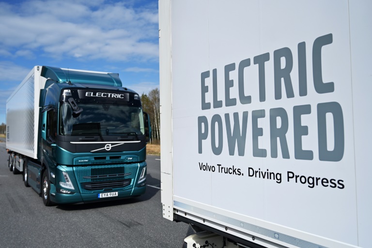  Electric trucks pick up speed despite bumpy road