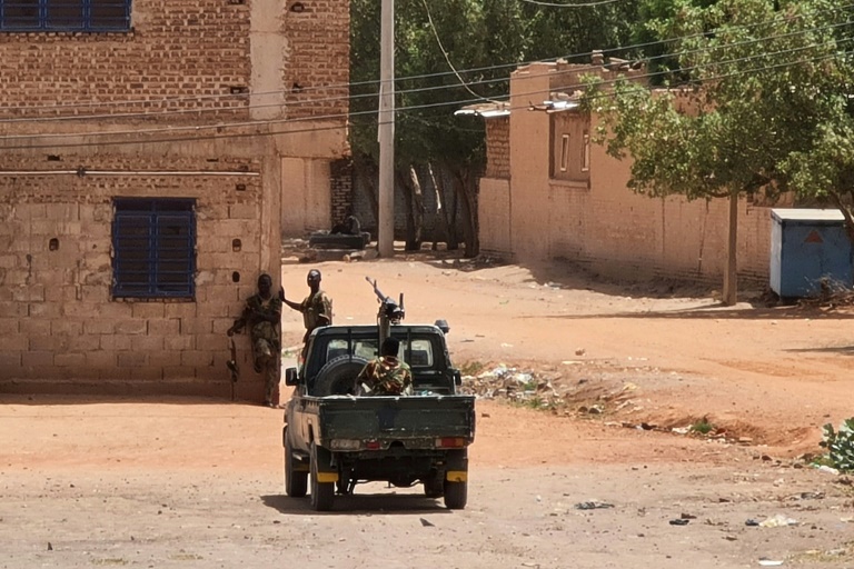  Fighting rages in Darfur as Sudan mediators claim progress