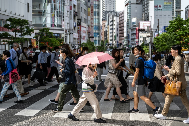  Japan reports warmest spring on record