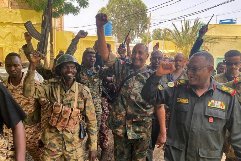  Sudan battles rage as US, Saudi urge new truce talks