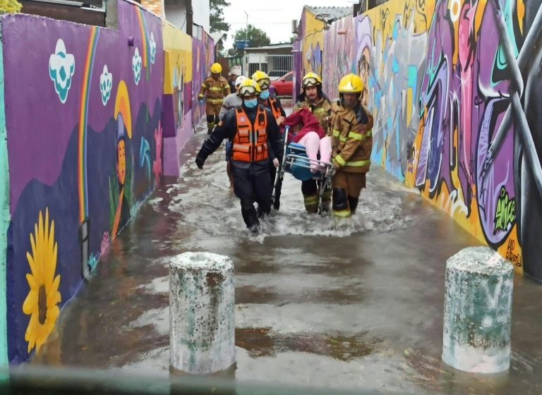  Cyclone leaves 13 dead in Brazil