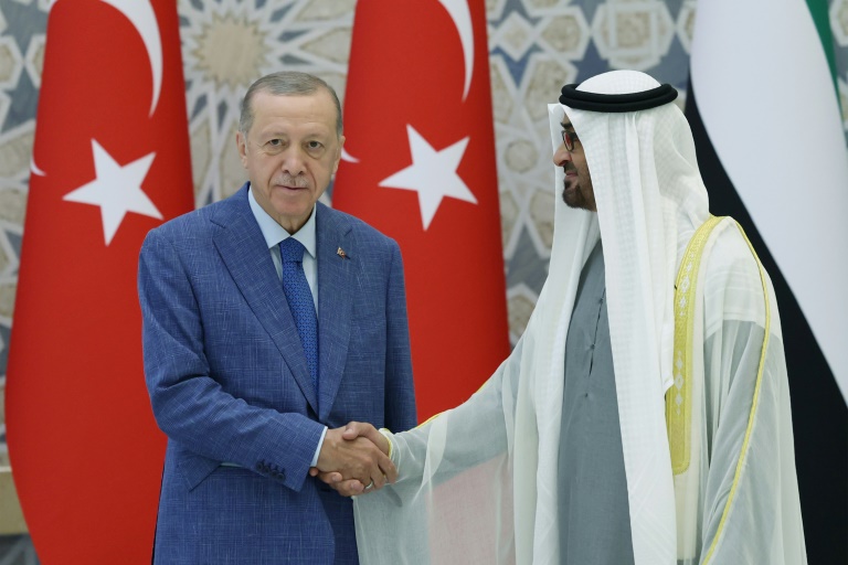  Turkey’s Erdogan caps economy-driven Gulf tour in UAE