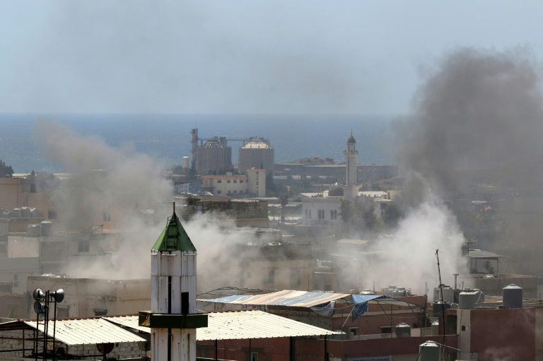  Renewed clashes in south Lebanon Palestinian camp