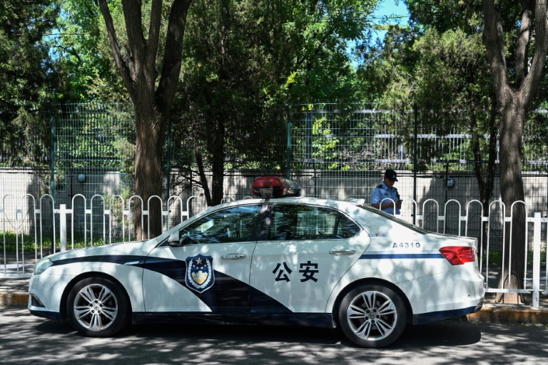  Brick thrown at Japan embassy in China in Fukushima spat