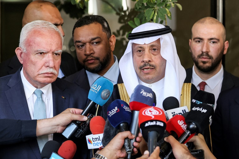  Saudi envoy seeks to reassure Palestinians amid talks with Israel