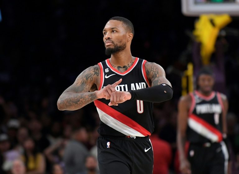  Lillard to join Antetkounmpo in Milwaukee