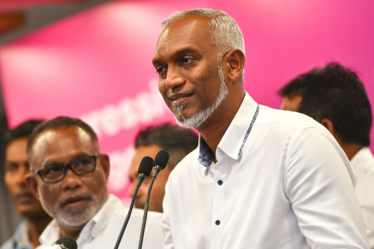  Pro-China winner vows to unite Maldives, releases ex-leader