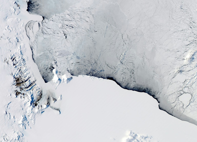  Over 40% of Antarctica’s ice shelves lost mass in 25 years: study